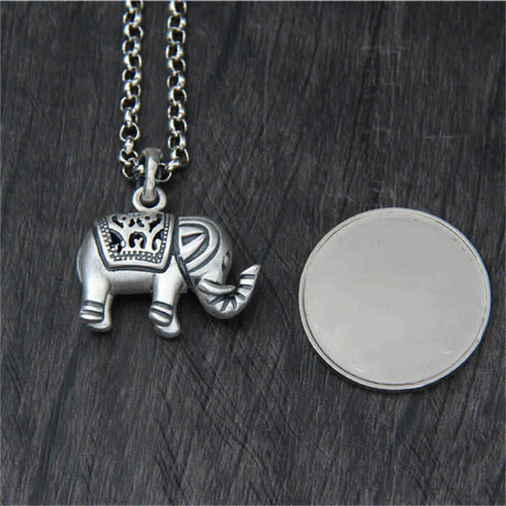 Collana con ciondolo Buddha Stones in argento sterling 990 con forza dell'elefante