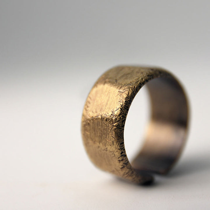 Anello di ricchezza tibetano in ottone e rame satinato dal design semplice