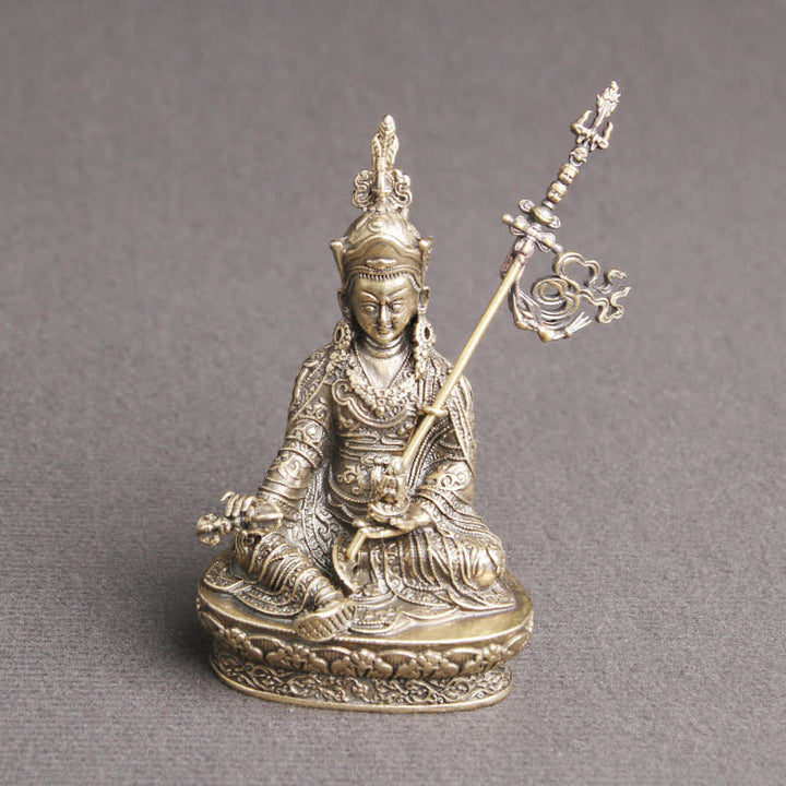 Statua del Buddha Padmasambhava, decorazione del tempio, ornamento della serenità in rame