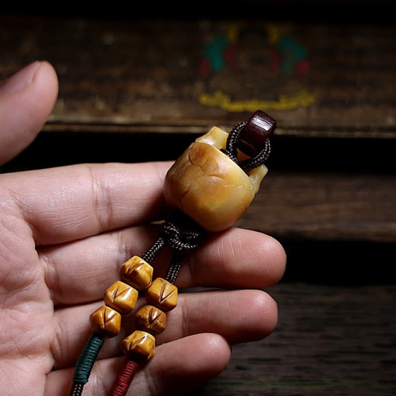 Buddha Stones Tibetano Osso di Cammello Teschio Il Signore del Cadavere Collana con Ciondolo per la Protezione della Foresta