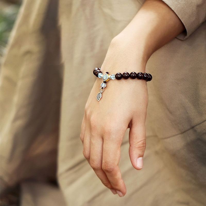Bracciale Buddha Stones 925 Sterling Silver Indiano Piccola Foglia Sandalo Rosso Acquamarina Pieno di Stella d'Oro Cinese Nodo Benedizione Bracciale