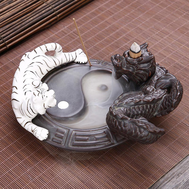 Buddha Stones Tigre Drago Fontana di fumo a riflusso Ceramica Yin Yang Benedizione Bruciatore di incenso Decorazione