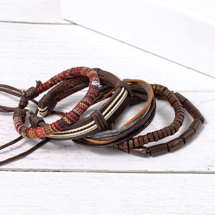 Bracciale in pelle con perline di legno e corde di canapa avvolte in Buddha Stones