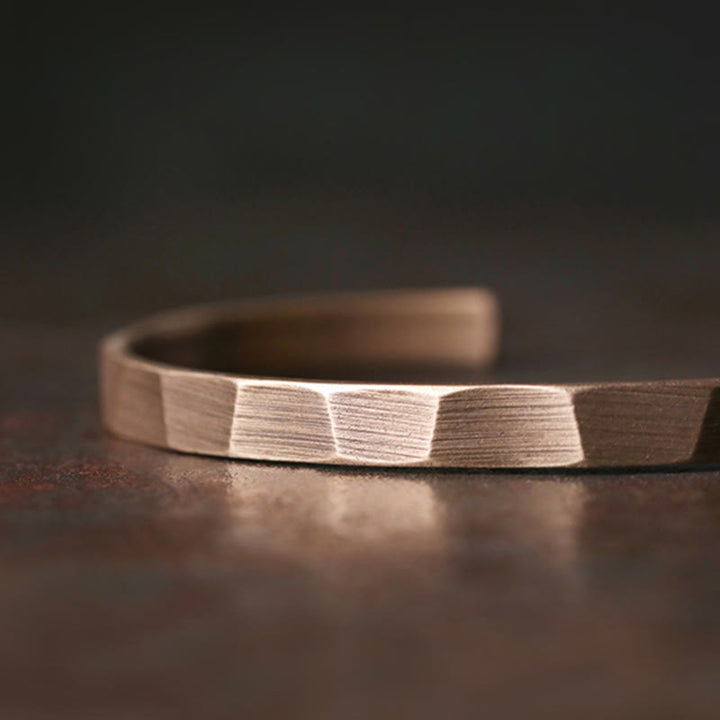 Bracciale regolabile con polsino in rame con design rustico vintage Wealth