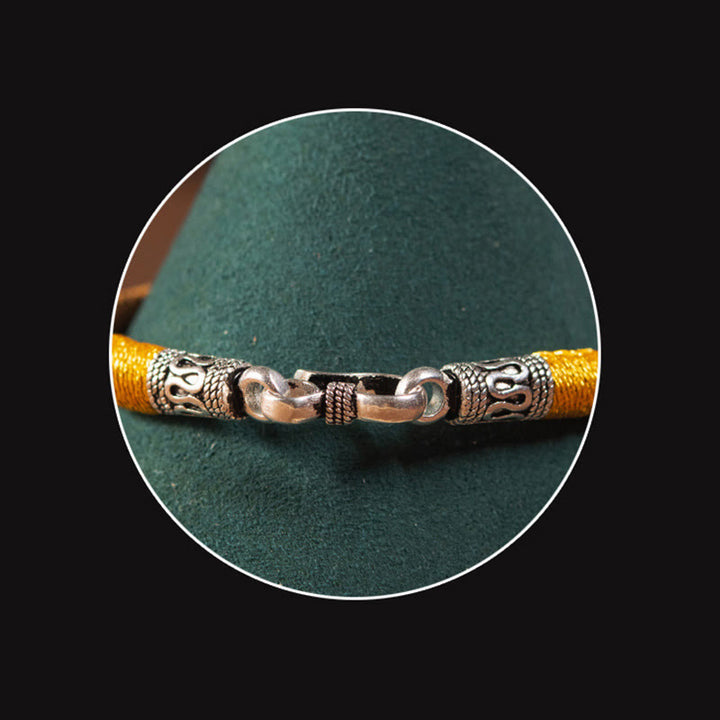 Bracciale intrecciato con amuleto Buddha Stones fatto a mano con nodo di King Kong, protezione dalla fortuna