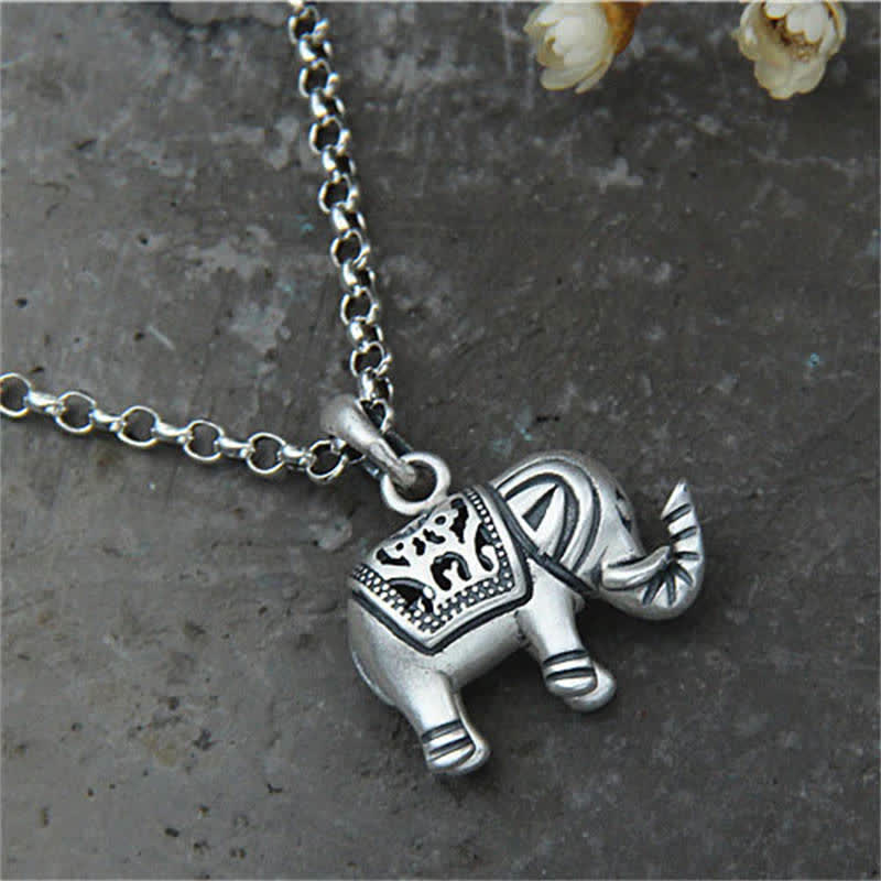 Collana con ciondolo Buddha Stones in argento sterling 990 con forza dell'elefante