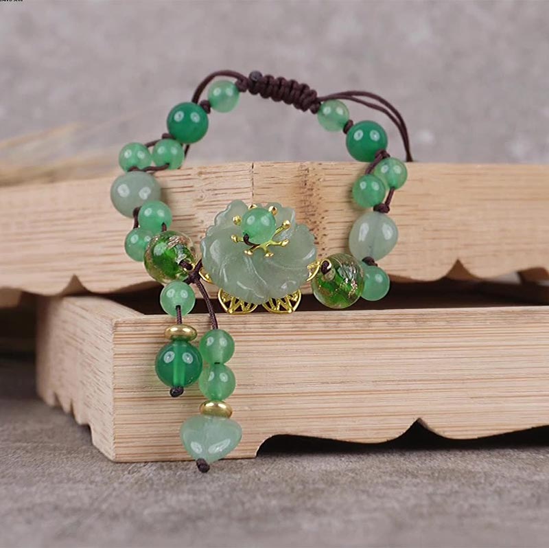 Braccialetto con fiori pendenti in giada verde naturale Buddha Stones Luck