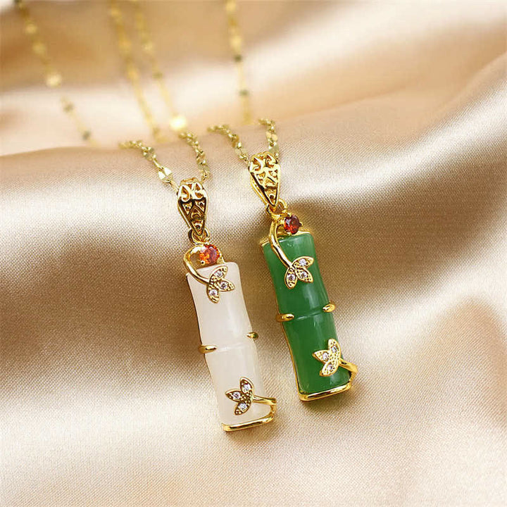 Collana con ciondolo di protezione dalla fortuna in bambù, giada bianca e giada ciano Buddha Stones