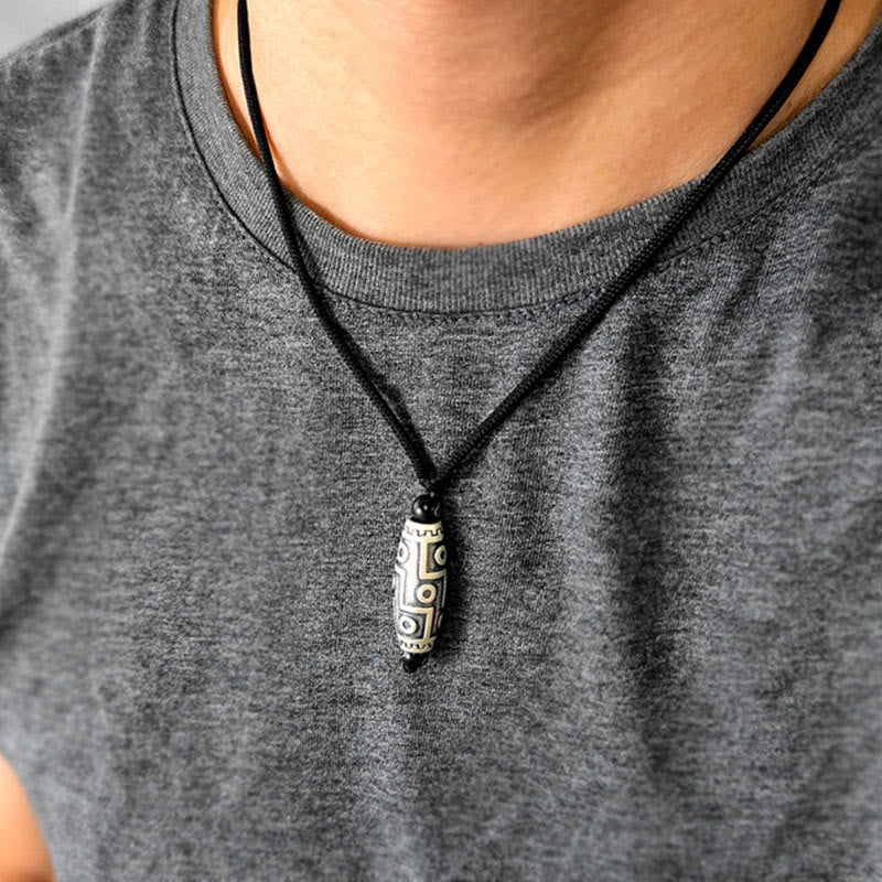 Buddha Stones Tibet Perline Dzi a nove occhi Modello Rame Nuvole di buon auspicio Collana con ciondolo di ricchezza