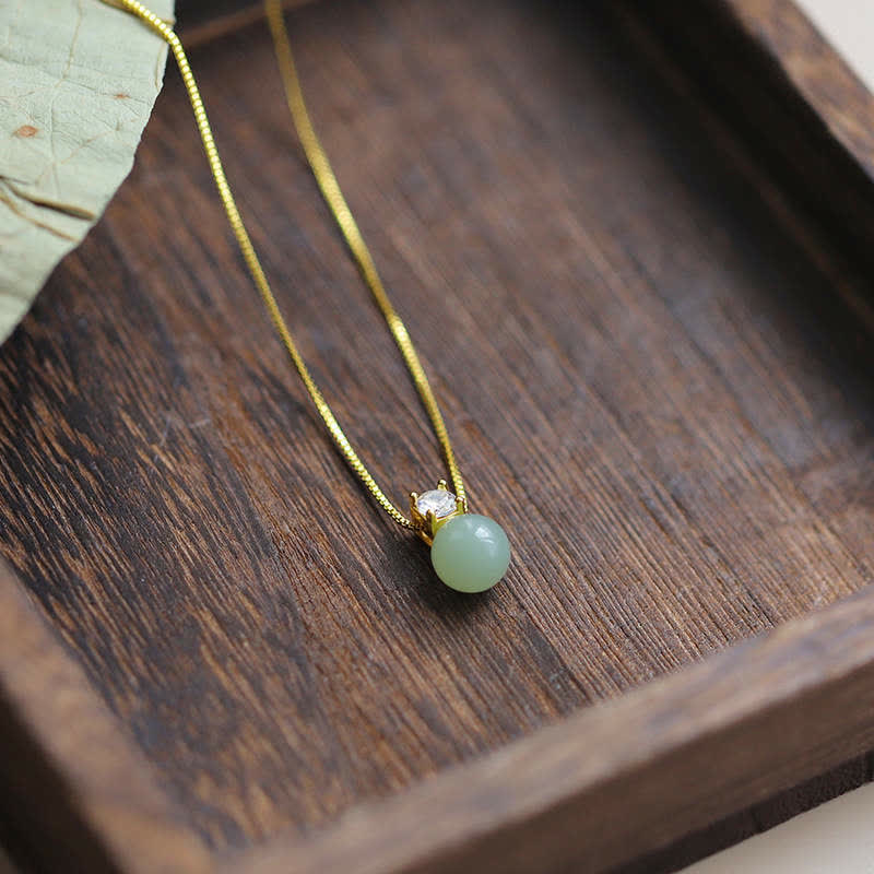 Collana con ciondolo a catena con perline portafortuna in giada Buddha Stones - Giada (dimensioni del ciondolo: circa 10 mm) - image 0