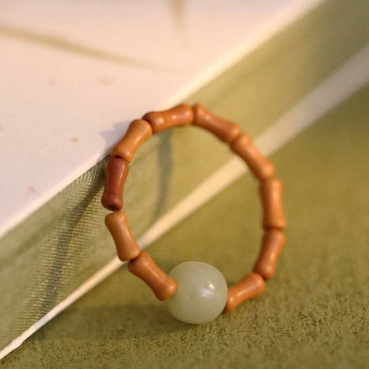 Anello portafortuna di bambù e perline di giada Hetian