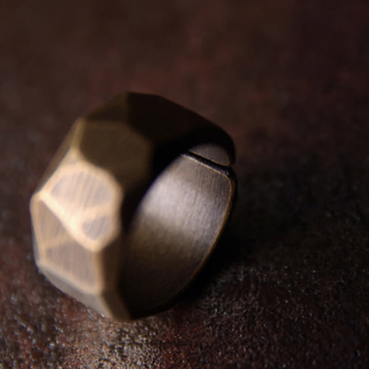 Anello di ricchezza in rame con design semplice tibetano Buddha Stones