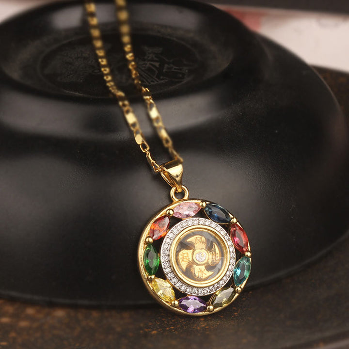 Buddha Stones Zircone colorato Rame Ricchezza Fortuna Rotazione Bracciale Collana Pendente
