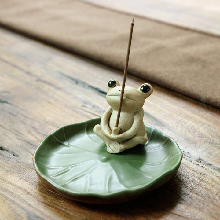 Decorazione bruciatore di incenso a forma di rana in ceramica fatta a mano