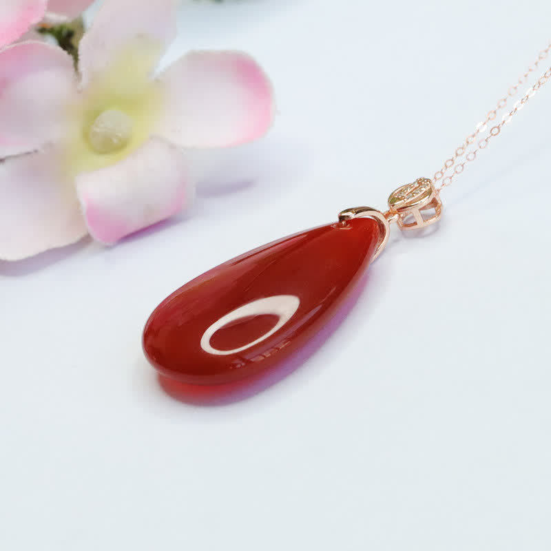 Collana con ciondolo in argento sterling 925 con goccia d'acqua e agata rossa Confidence