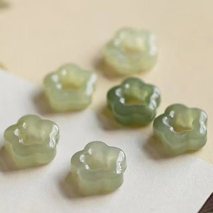 Collana con ciondolo con ciondolo floreale in giada ciano Buddha Stones , delicata giada Hetian