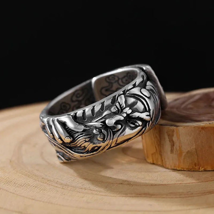 Anello di ricchezza con amuleto di nuvole di buon auspicio Guan Gong