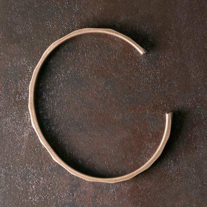 Bracciale regolabile con polsino in rame con design rustico vintage Wealth