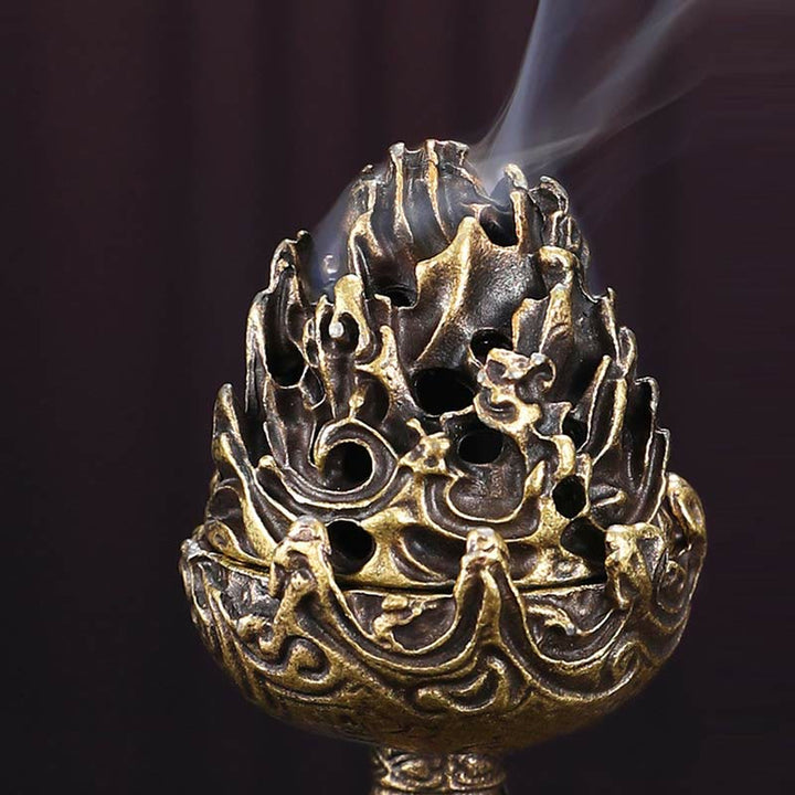 Bruciatore di incenso in lega di rame per meditazione con motivo a mini montagna tibetana