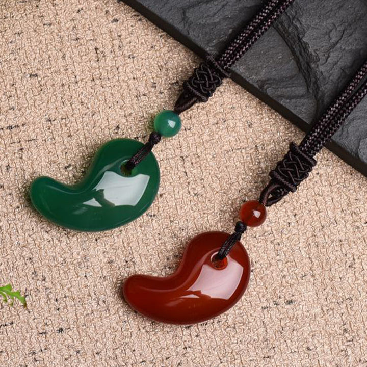 Collana con motivo lunare in agata rossa e agata verde, motivo con luna, calma e sicurezza - image 1
