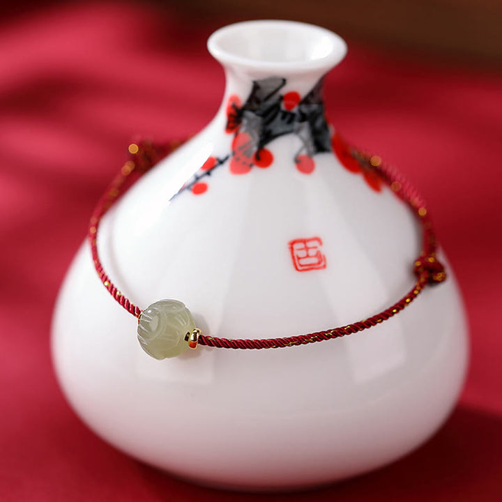 Bracciale Buddha Stones in argento sterling 925 placcato oro con giada Hetian e loto portafortuna in corda rossa - Grande loto di giada 7*10 mm (misura braccialetto 22 cm) - image 4