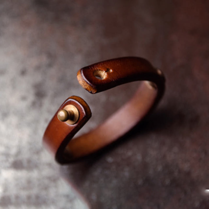 Braccialetto di ricchezza in pelle di ottone di rame con texture fatta a mano vintage Buddha Stones