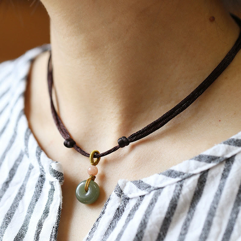 Collana con ciondolo in corda con fibbia della pace in giada rotonda naturale Buddha Stones Lotus Abundance - Marrone - Fibbia della pace - image 10