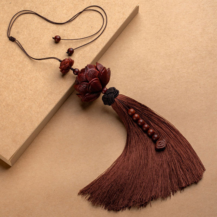 Buddha Stones Tibetano Piccola Foglia Sandalo Rosso Loto Fortuna Protezione Nappa Decorazione