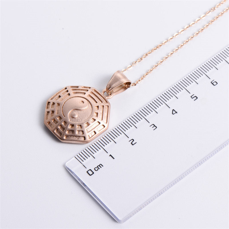 Collana con ciondolo a catena in acciaio al titanio e bilancia Bagua Yin Yang - image 13