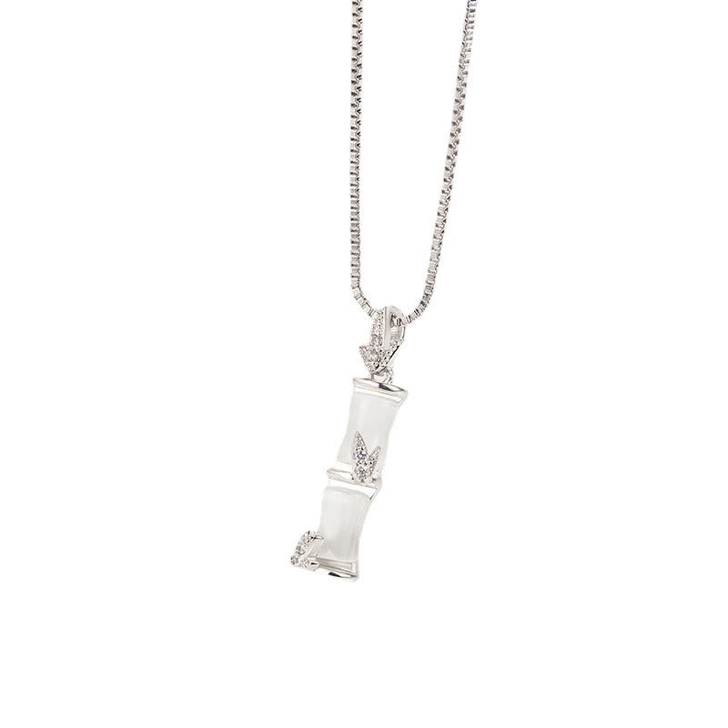 Collana con Buddha Stones, calcedonio e bambù, modello Harmony