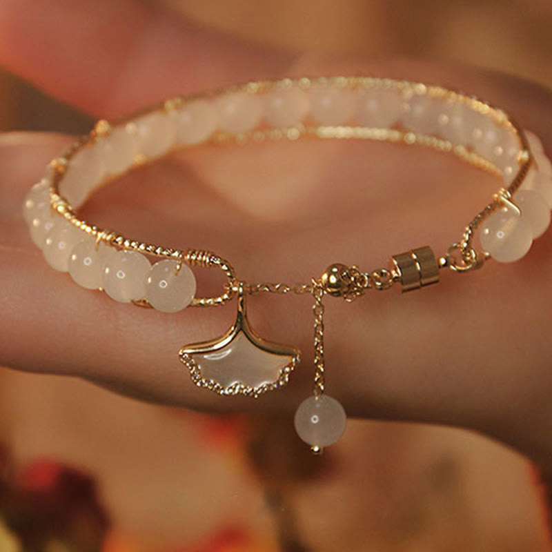 Braccialetto della fortuna con perline di giada e foglie di ginkgo di Buddha Stones