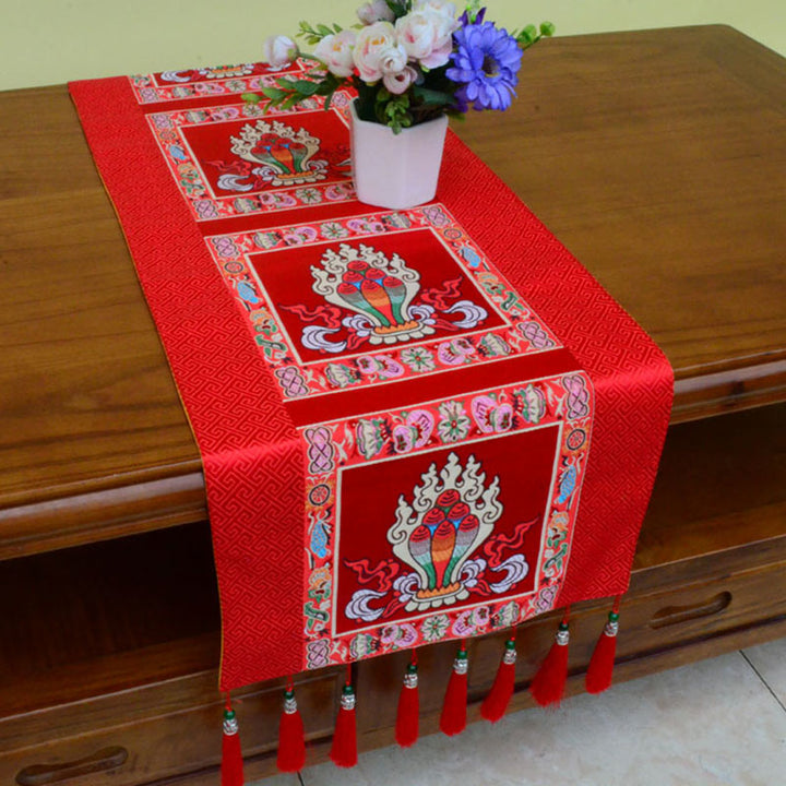Buddha Stones Tappetino per l'altare della preghiera Man-Bcu Kalachakra Nodo infinito Vajra Simboli tibetani di buon auspicio Nappe Runner da tavolo