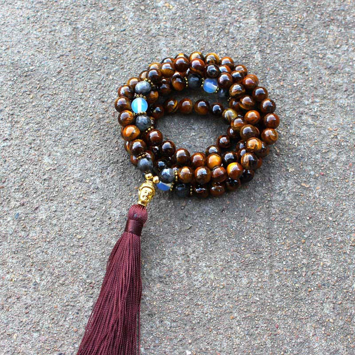 Collana con ciondolo a forma di nappa con Buddha Stones