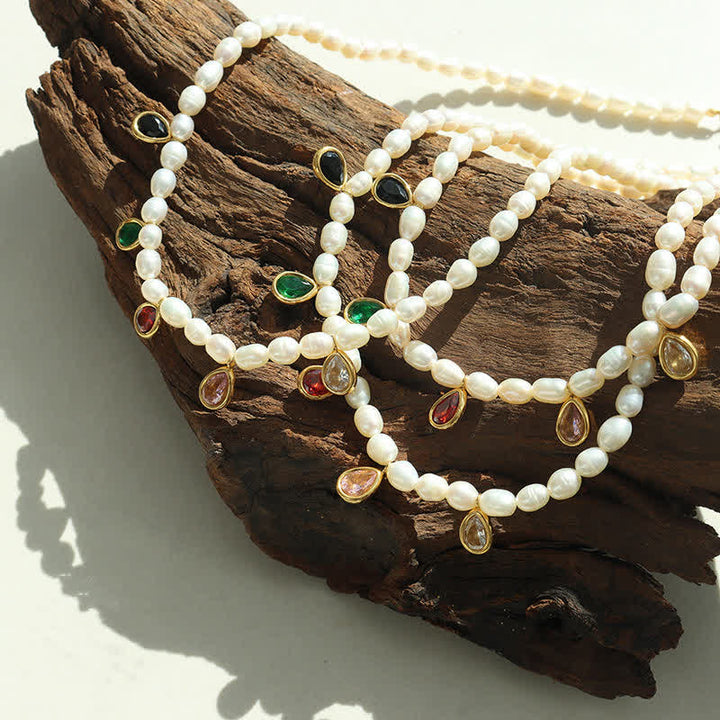 Collana con ciondolo in pietra di cristallo di perla e purezza