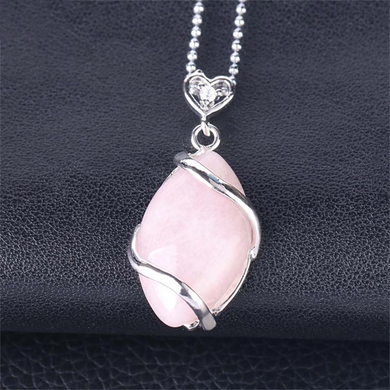 Collana con ciondolo in pietra di cristallo naturale con motivo a marquise Buddha Stones
