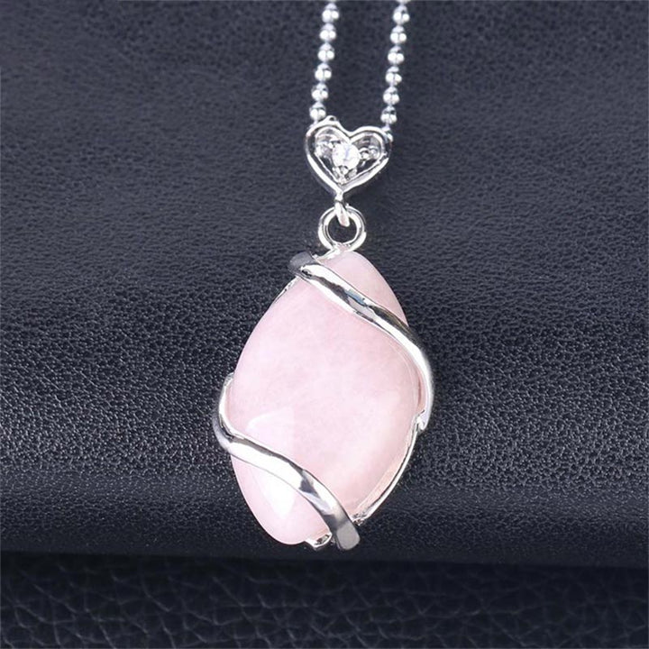 Collana con ciondolo in pietra di cristallo naturale con motivo a marquise Buddha Stones