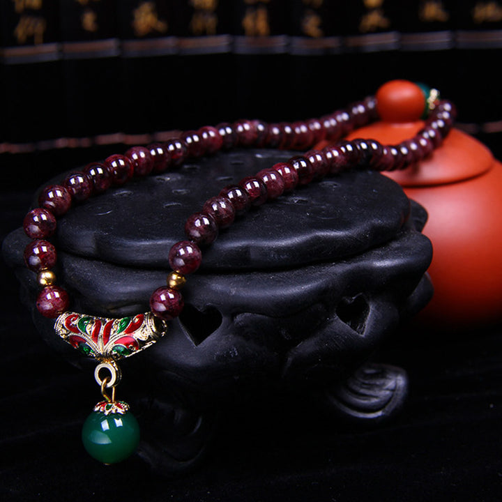 Braccialetto di benedizione in granato naturale Buddha Stones