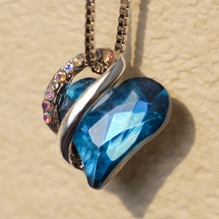 Collana con ciondolo con energia curativa, pietra portafortuna del cuore Buddha Stones d'amore