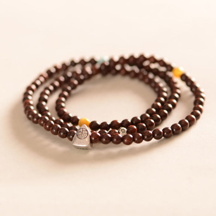Braccialetto a triplo giro con protezione del carattere Fu, in argento Buddha Stones 925, con piccola foglia indiana in legno di sandalo rosso