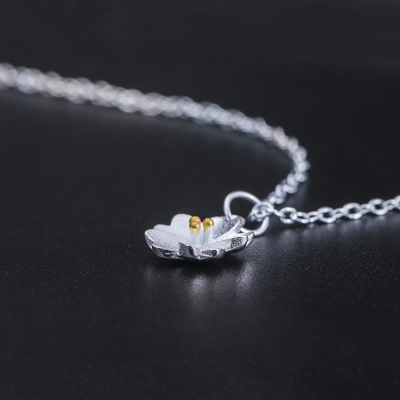 Collana con ciondolo a forma di fiore di ciliegio in argento sterling 925 con Buddha Stones e benedizione