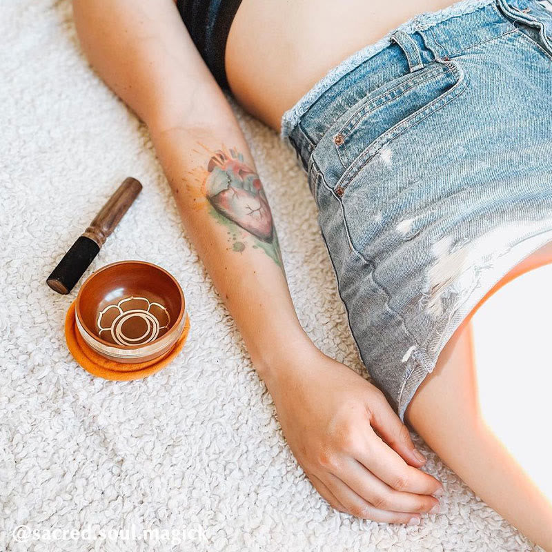 Buddha Stones Tibetan Sound Bowl realizzata a mano per la guarigione dei chakra e la meditazione consapevole. Set di campane tibetane per canto. - image 2