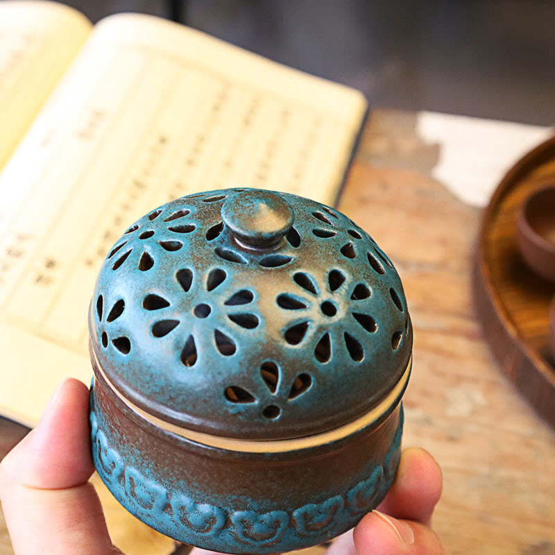 Buddha Stones Mini Hollow Meditazione Spirituale Ceramica Piccolo Bruciatore di Incenso Decorazione