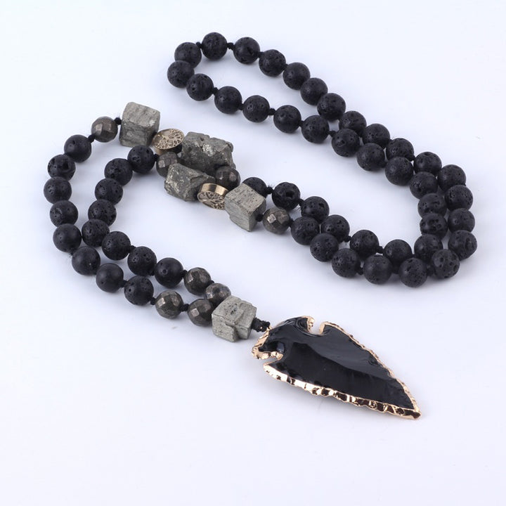 Collana con ciondolo a freccia in pietra lavica naturale con Buddha Stones e yoga