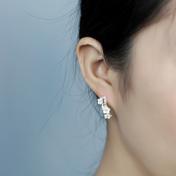 Orecchini Buddha Stones in argento sterling 925 con fiori di prugna e benedizione floreale