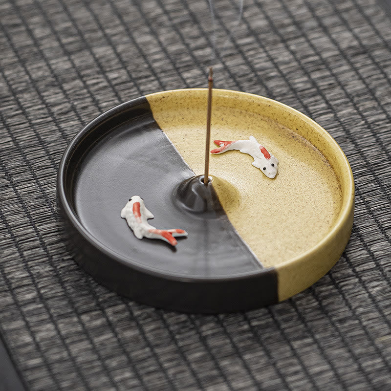 Buddha Stones Modello di pesce Koi Decorazione per bruciatore di incenso in ceramica con guarigione spirituale