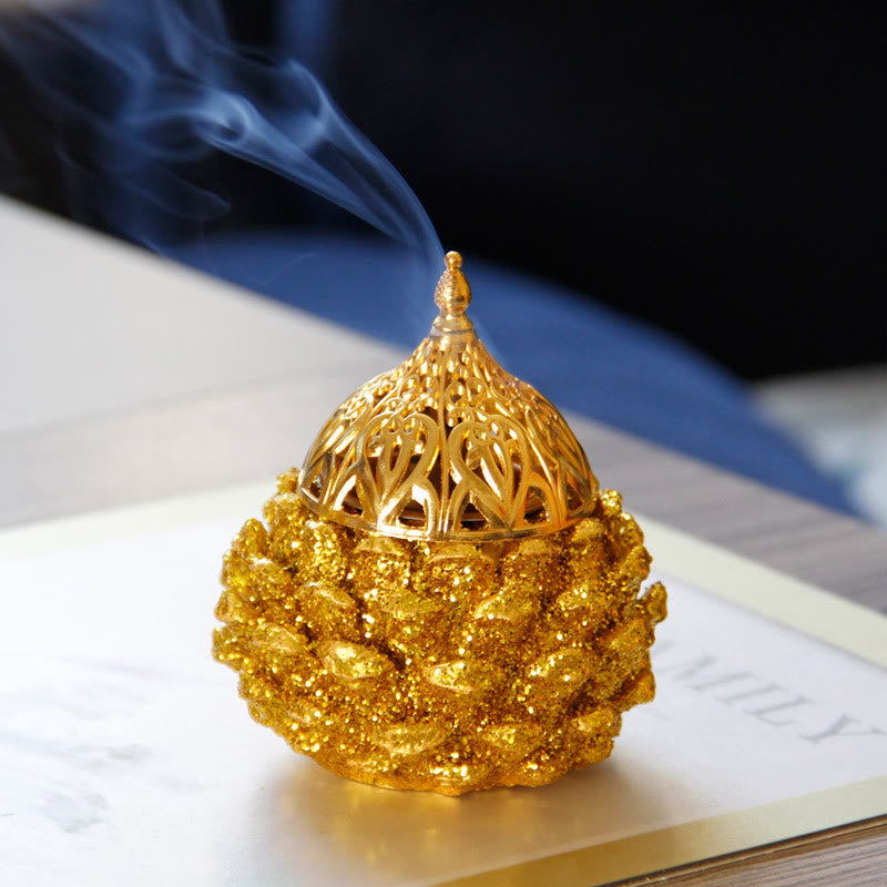 Modello di pigna dorata rituali spirituali Mini bruciatore di incenso decorazione da tavolo per la casa