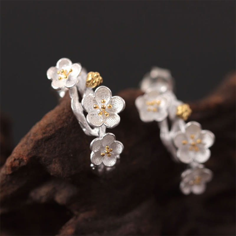 Orecchini Buddha Stones in argento sterling 925 con fiori di prugna e benedizione floreale
