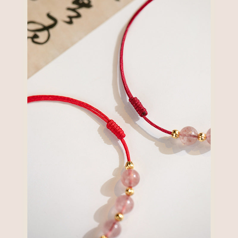 Buddha Stones Perline di cristallo di fragola Cavigliera con corda rossa portafortuna