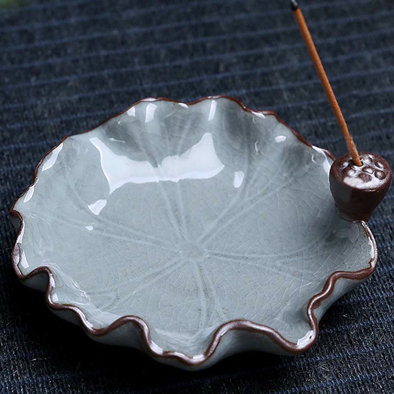 Bruciatore di incenso spirituale a riflusso quadrato in ceramica con fiore di prugna di loto