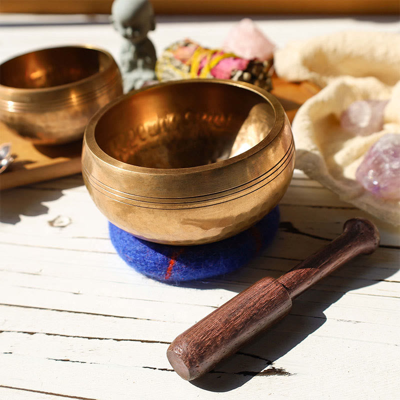 Ciotola sonora tibetana per meditazione, realizzata a mano per la guarigione e la consapevolezza. Set di ciotole tibetane. - image 3